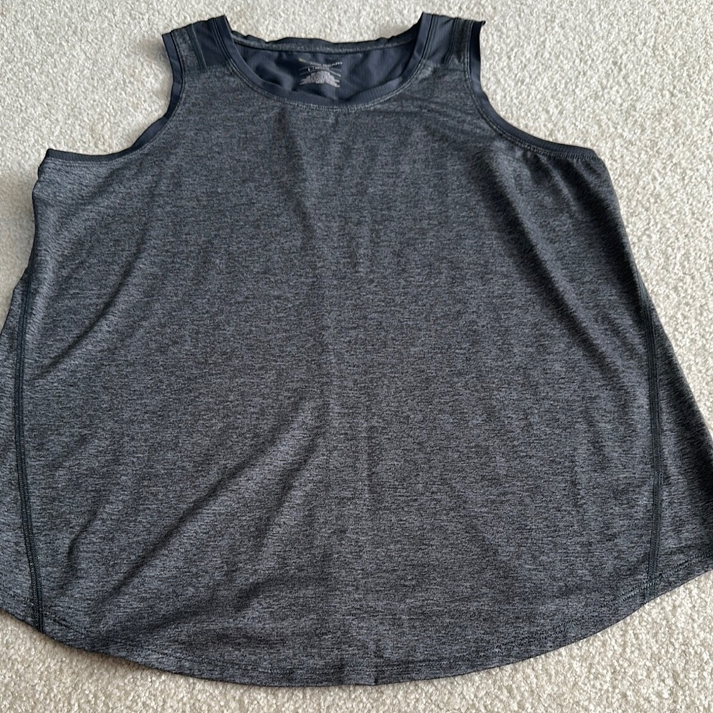 Tek Gear Gray Sleeveless Relaxed Tank Top